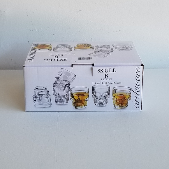 Skull Shot Glasses - Picture 6 of 9